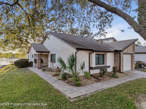 7406 Heather Walk Dr, WEEKI WACHEE, FL, 34613-5137 | Card Image