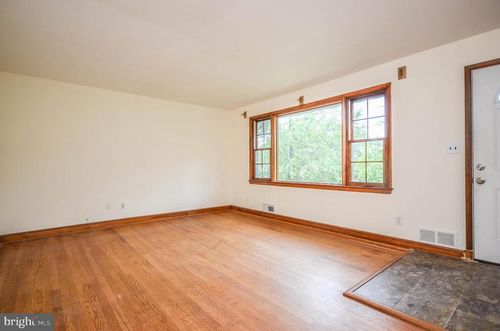 2034 Glen Ross Rd, SILVER SPRING, MD, 20910-2123 | Card Image