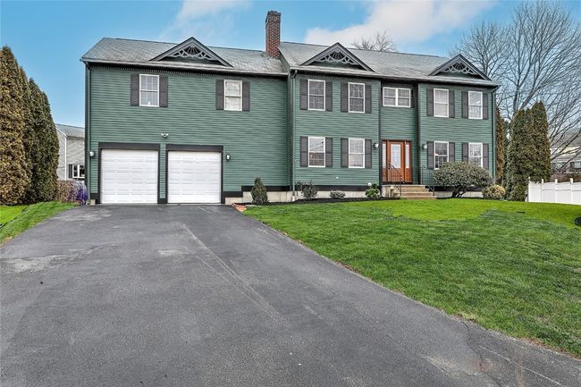 9 Kristen Drive, House other with 5 bedrooms, 4 bathrooms and 6 parking in North Providence RI | Image 3