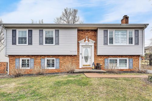 1813 Cambridge Dr, Vinton, VA, 24179-2911 | Card Image