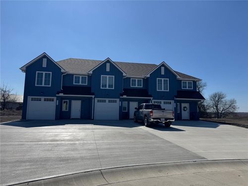 352 A Se 85th Rd, Warrensburg, MO, 64093-7010 | Card Image