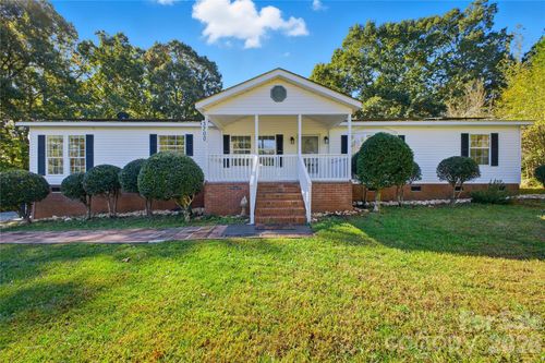 3700 Story Ln, Monroe, NC, 28112-7602 | Card Image