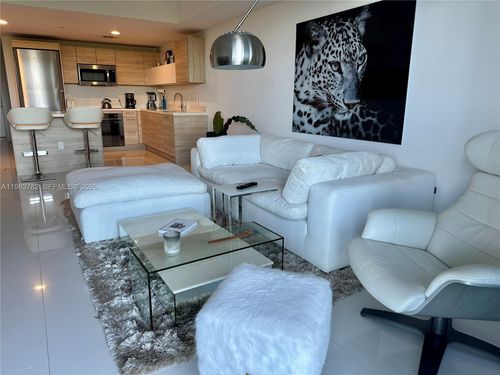 unit-303-16385 Biscayne Blvd, Aventura, FL, 33160-5453 | Card Image