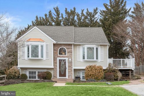 862 Elmwood Ct, WESTMINSTER, MD, 21158-8848 | Card Image