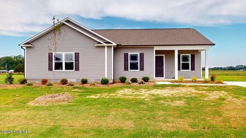 105 Berkeley Place, Pikeville, NC, 27863 | Card Image