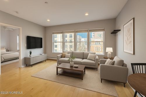 unit-4b-112 Liberty View Dr, Jersey City, NJ, 07302-7365 | Card Image