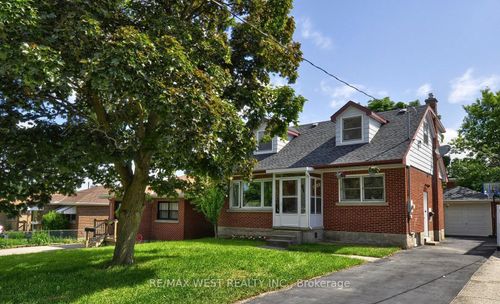 442 Highland Rd E, Kitchener, ON, N2M3W7 | Card Image