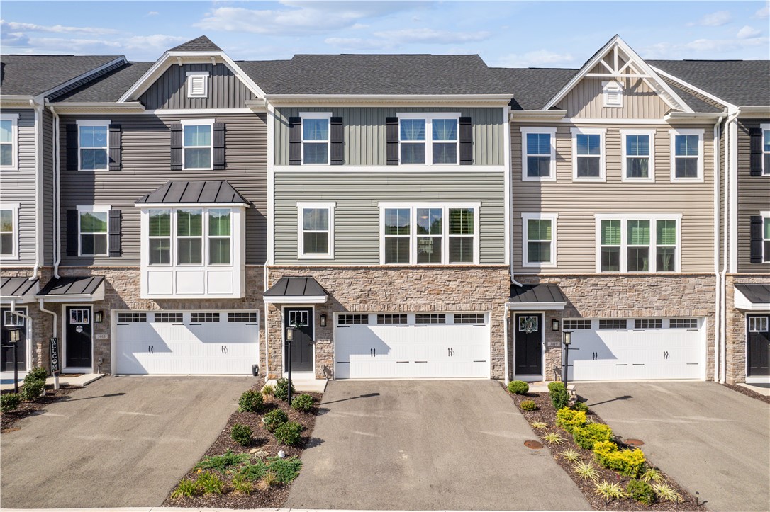 Penbrook Dr, South Park, PA 15129