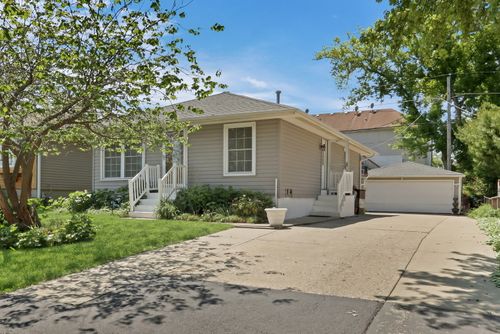 1226 Barberry Ln, Round Lake Beach, IL, 60073-2375 | Card Image