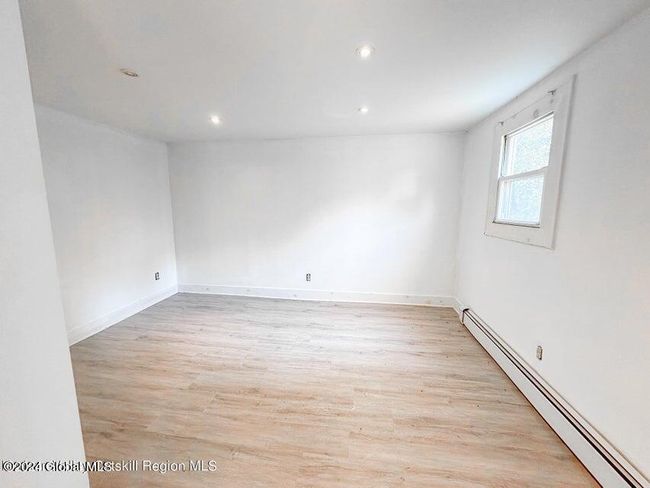 1362 Route 9 W, House other with 3 bedrooms, 1 bathrooms and 6 parking in Ravena NY | Image 4