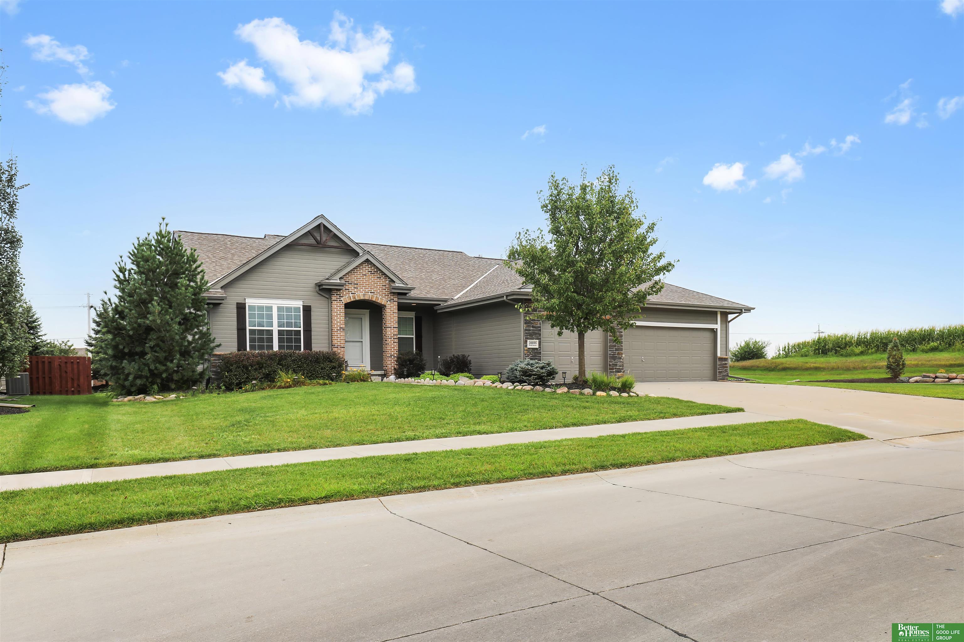 Polk St, Omaha, NE 68135