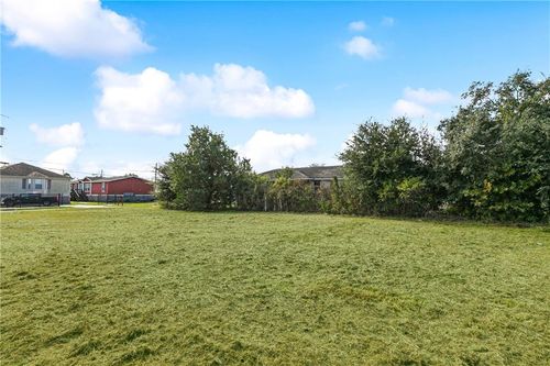 2313 Agriculture St, New Orleans, LA, 70122-4416 | Card Image