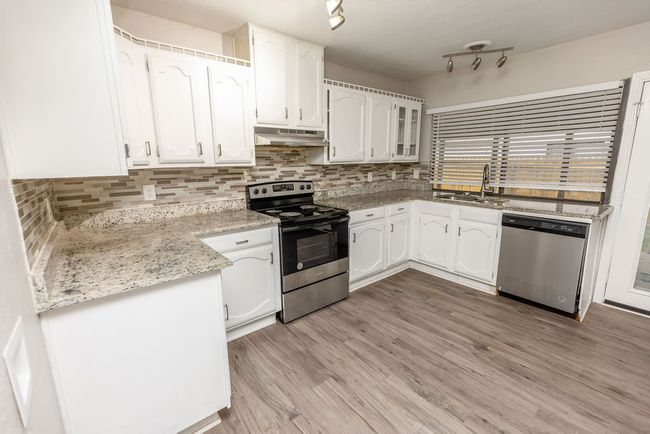 745 Cambridge Dr, House other with 3 bedrooms, 2 bathrooms and null parking in Plano TX | Image 9