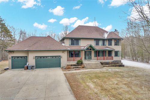 4090 N Fordney Rd, Hemlock, MI, 48626-9455 | Card Image