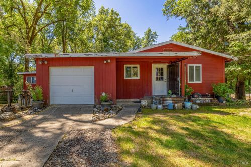 3901 Canyon Rd, Willits, CA, 95490-8791 | Card Image