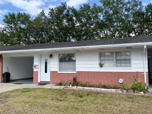 9805-9805 Lily St N, Pinellas Park, FL, 33782-3517 | Card Image