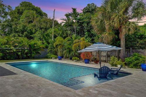 351 Ne 43rd St, Oakland Park, FL, 33334-1429 | Card Image