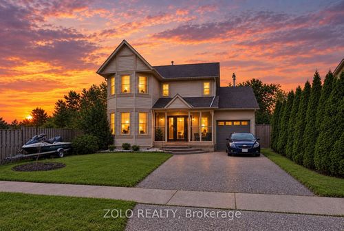 1077 Anna Maria Ave, Innisfil, ON, L9S1W2 | Card Image
