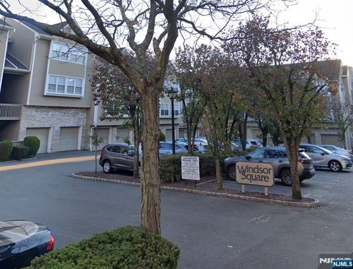 574 Windsor Dr, Palisades Park, NJ, 07650-2363 | Card Image