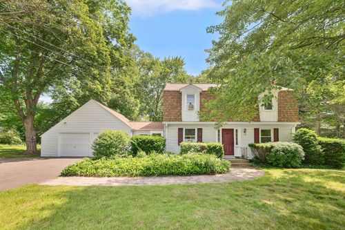 108 Pilgrim Dr, Windsor, CT, 06095-1913 | Card Image