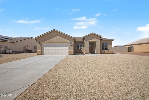 10364 W Mission Dr, Arizona City, AZ, 85123-5823 | Card Image