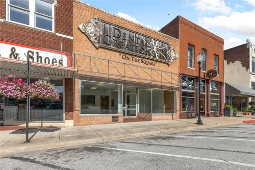 112 N Willow St, Harrison, AR, 72601-4232 | Card Image