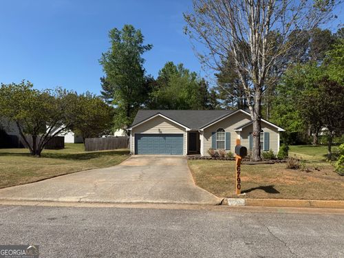 6790 Manor Creek Dr, Douglasville, GA, 30135-3684 | Card Image