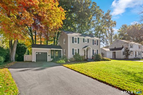 44 Seneca Rd, West Hartford, CT, 06117-2245 | Card Image