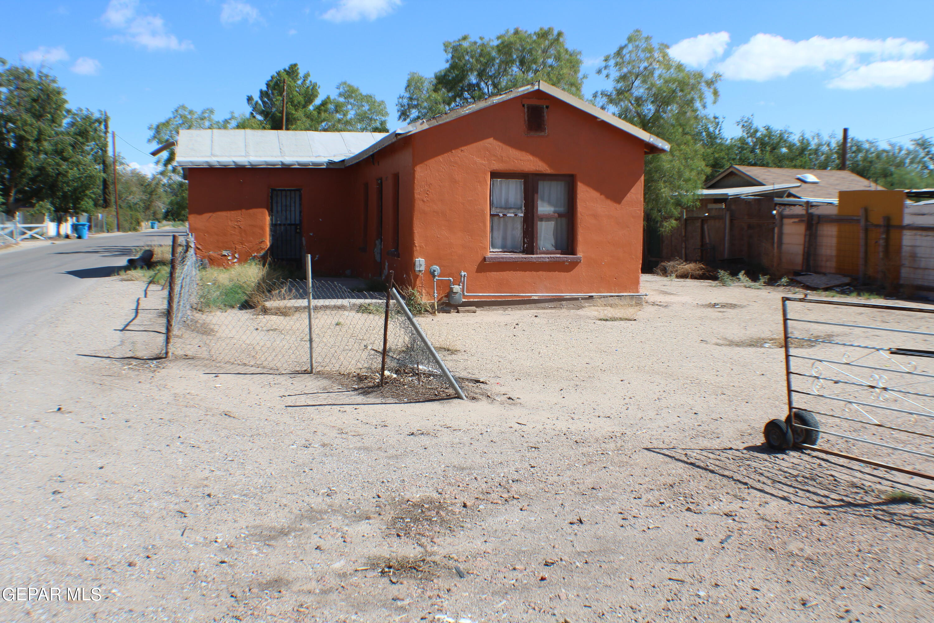 Glorietta Rd, San Elizario, TX 79849