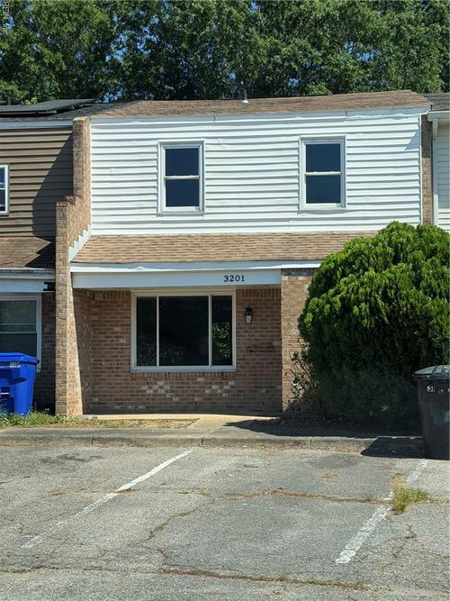 3201 Chesterton Ct, Virginia Beach, VA, 23453-3005 | Card Image