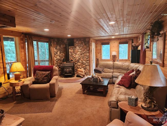 10324 Peterson Loop, House other with 2 bedrooms, 1 bathrooms and null parking in Cascade ID | Image 18
