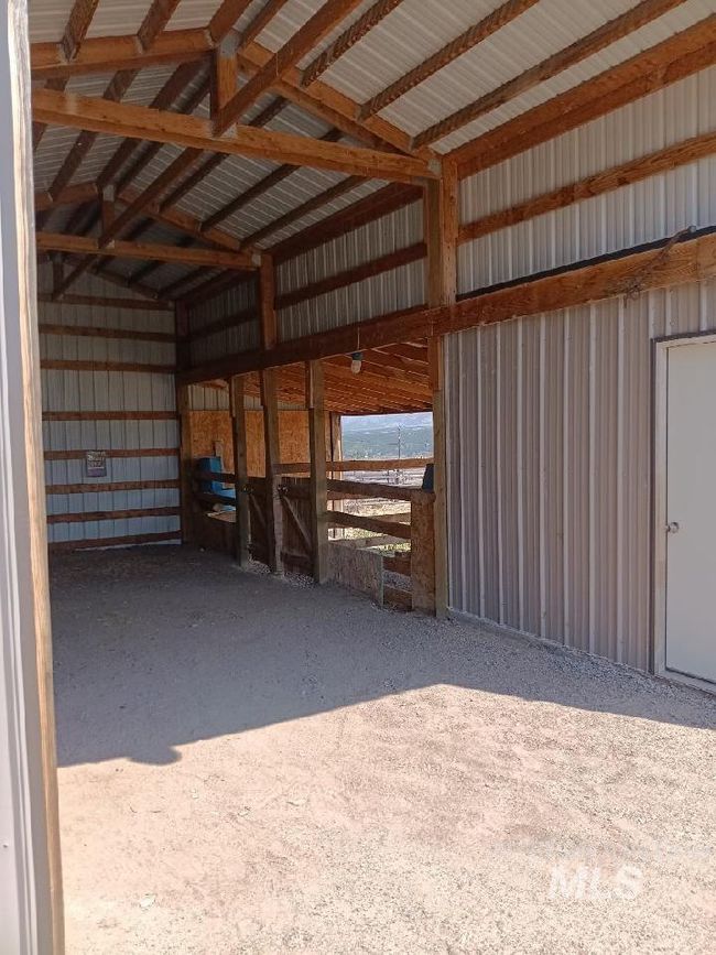 2318 S Elba Almo Rd, House other with 4 bedrooms, 2 bathrooms and 2 parking in Elba ID | Image 25