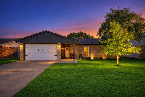 5209 Baker Dr, The Colony, TX, 75056-1868 | Card Image