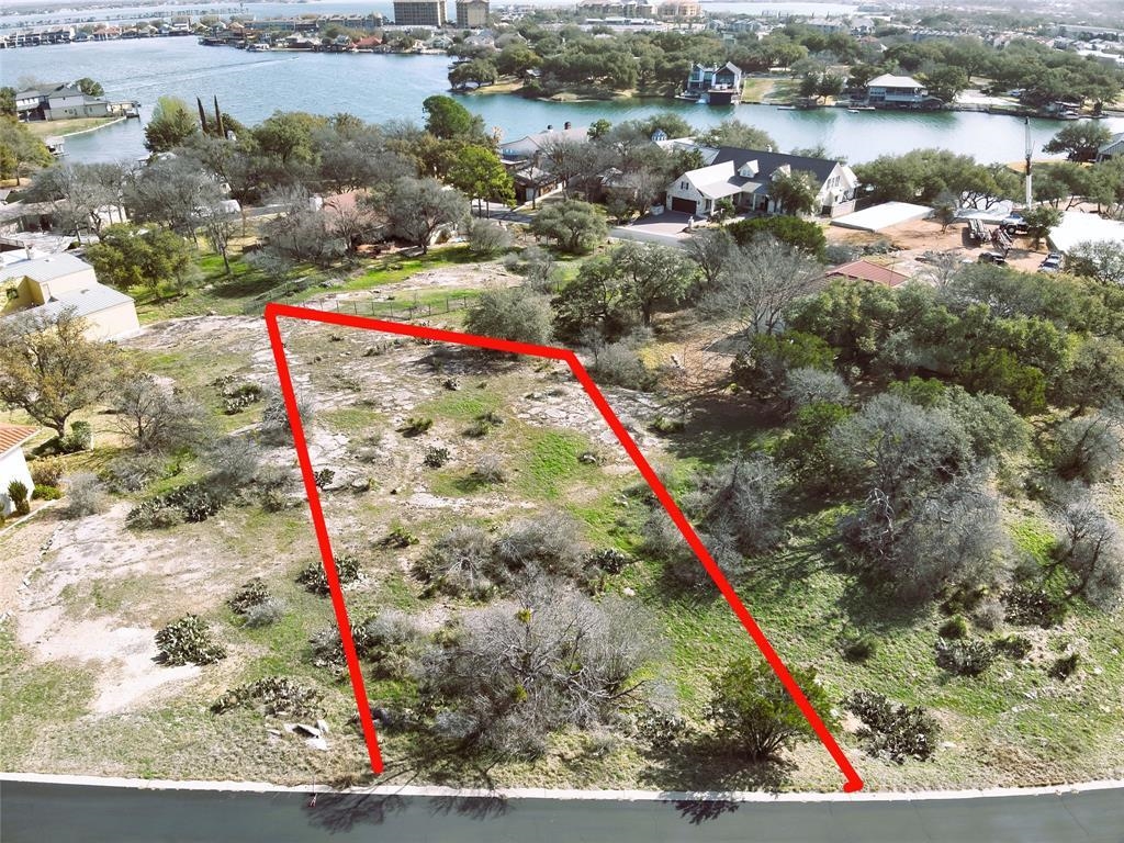 Land in Horseshoe Bay