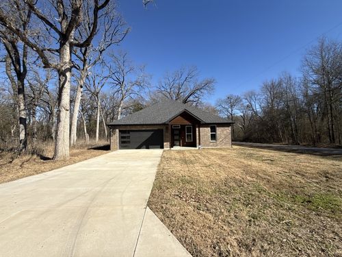 102 Oakwood Dr, Trinidad, TX, 75163-2300 | Card Image