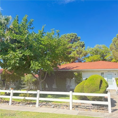504 Cherry St, Boulder City, NV, 89005-2416 | Card Image