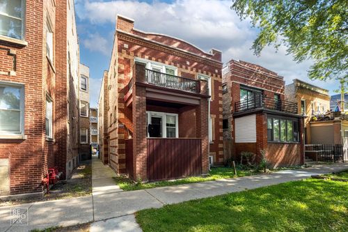 7227 N Damen Ave, Chicago, IL, 60645-2409 | Card Image