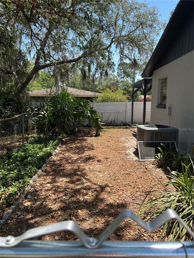 261 Deleon Rd, House other with 3 bedrooms, 2 bathrooms and null parking in Debary FL | Image 25