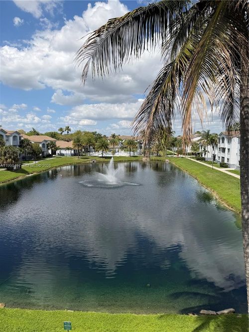 apt-308-2640 S University Dr, Davie, FL, 33328-1478 | Card Image