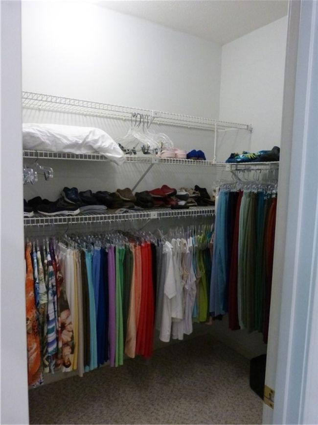 Primary bedroom walk-in closeet | Image 12