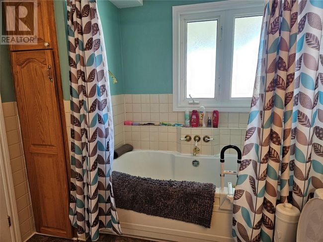 117 Main Rd, House other with 4 bedrooms, 2 bathrooms and null parking in Tilting NL | Image 16