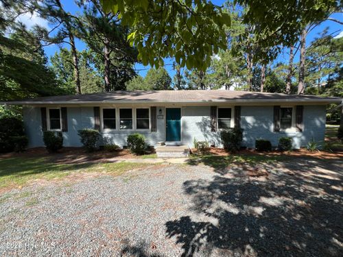 505 W Maine Ave, Southern Pines, NC, 28387-4016 | Card Image