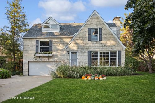 12 Briar Rd, Golf, IL, 60029-3101 | Card Image