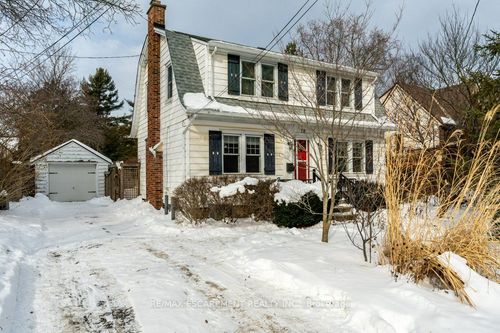 10 Robinson St S, Grimsby, ON, L3M3C4 | Card Image