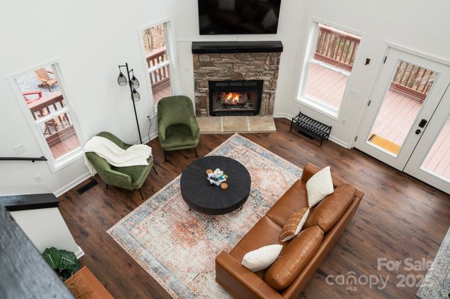 Fireplace with Gas Logs | Image 22