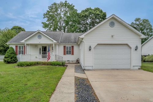 2 Freedom Dr, Rio Grande, NJ, 08242-1735 | Card Image