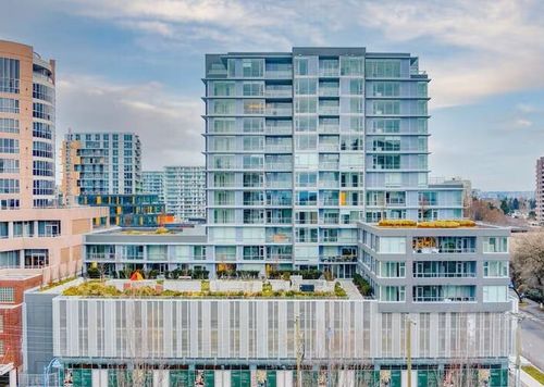 {{alt}} | Card Image