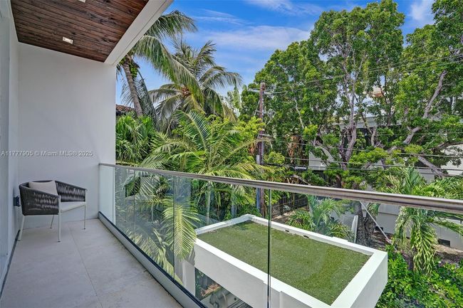 201 Buttonwood Dr, House other with 5 bedrooms, 7 bathrooms and null parking in Key Biscayne FL | Image 44