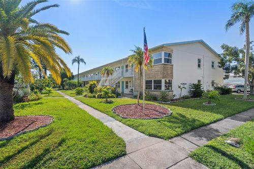 apt-11-5855 18th St N, SAINT PETERSBURG, FL, 33714-4705 | Card Image