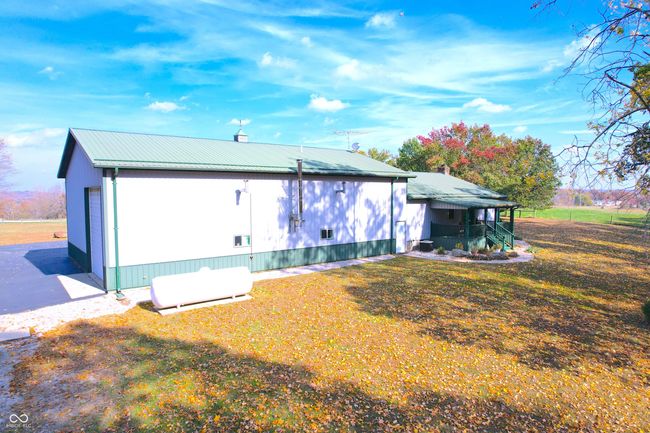 8052 E Ash Rd, House other with 2 bedrooms, 3 bathrooms and null parking in Bloomfield IN | Image 29